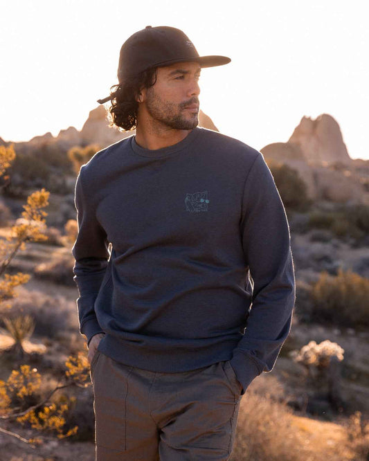 Lake Life Essentials Crew
