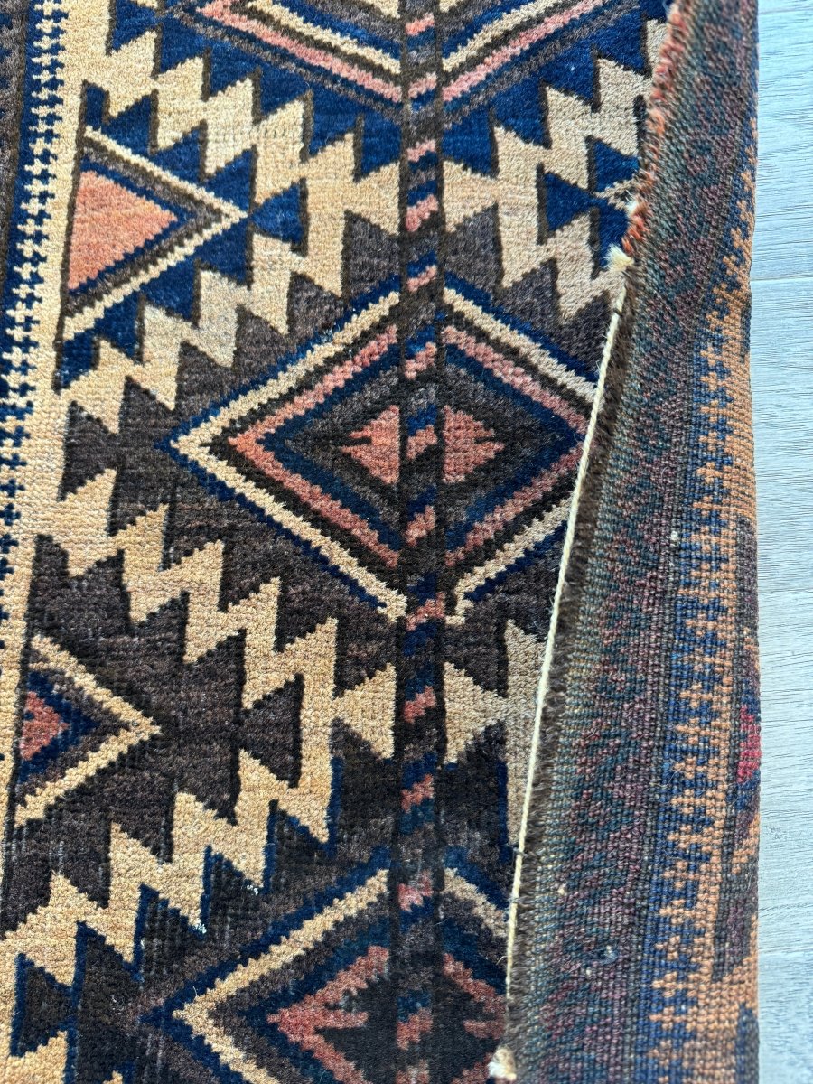 Antiker Belutsch Taschenfront Teppich | 1' 6" x 3' 2"