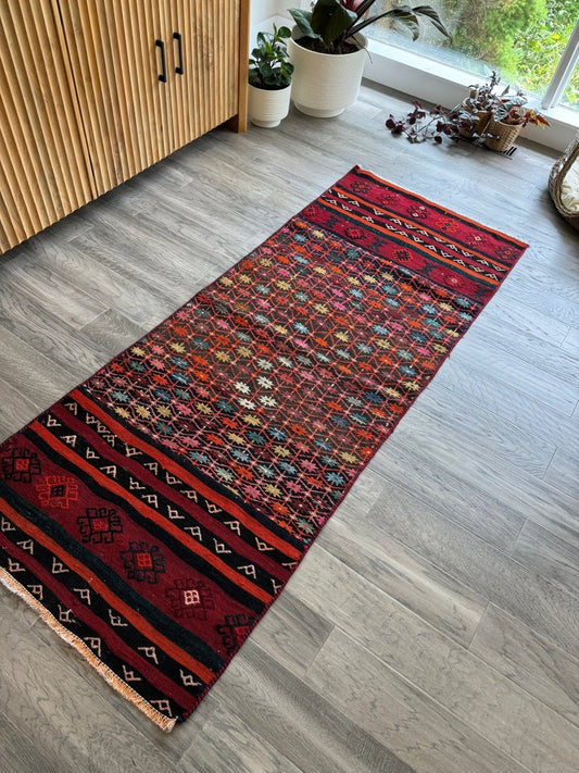 Persischer Suzani Kelim | 2' 6" x 6' 5"