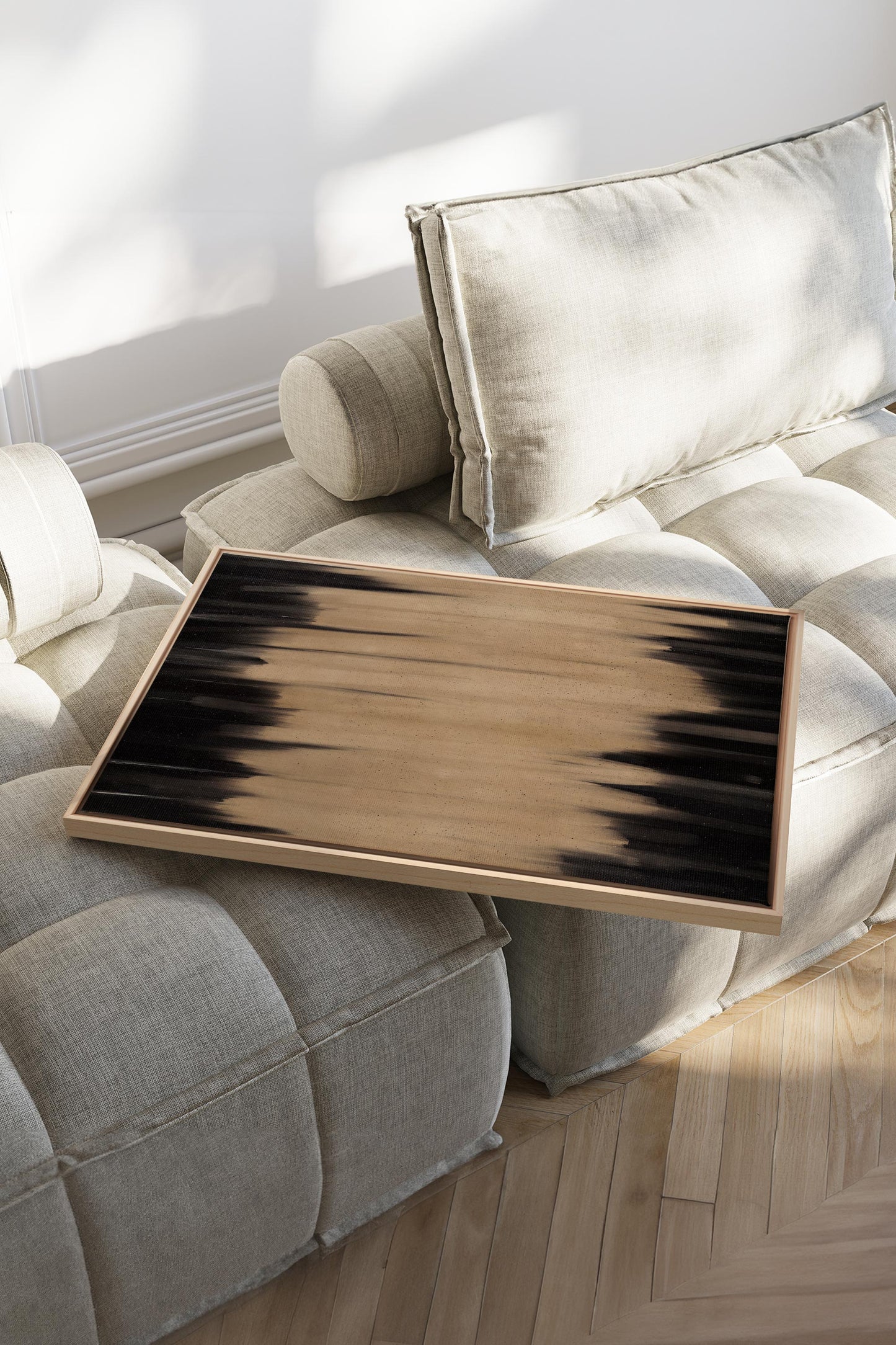 POUSSIÈRE D'OMBRES、木枠に張られたキャンバス作品