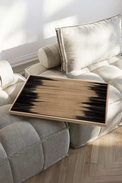 POUSSIÈRE D'OMBRES、木枠に張られたキャンバス作品
