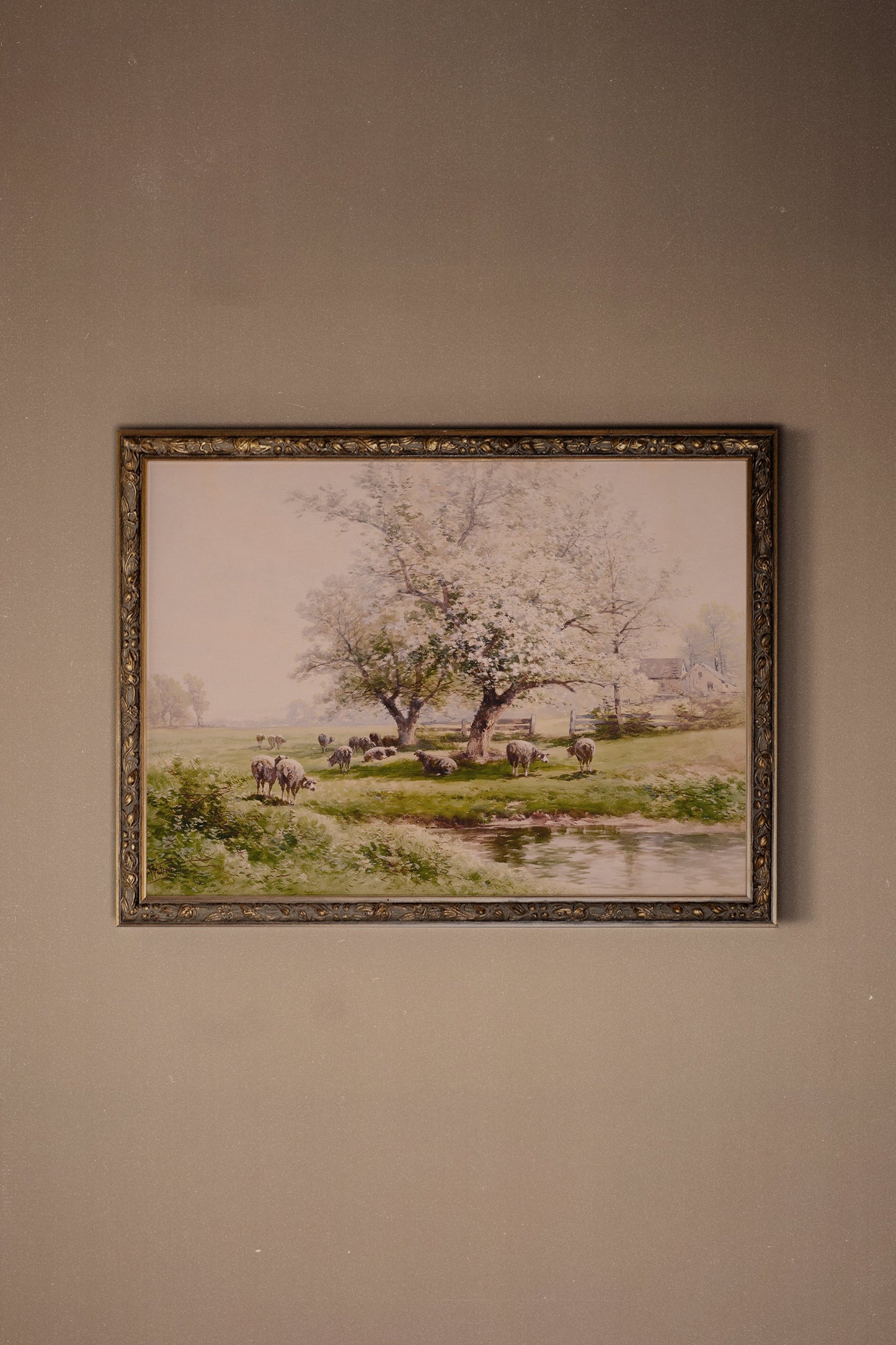 BLUMENFELDER, BRONZEFARBENER VINTAGE-RAHMEN