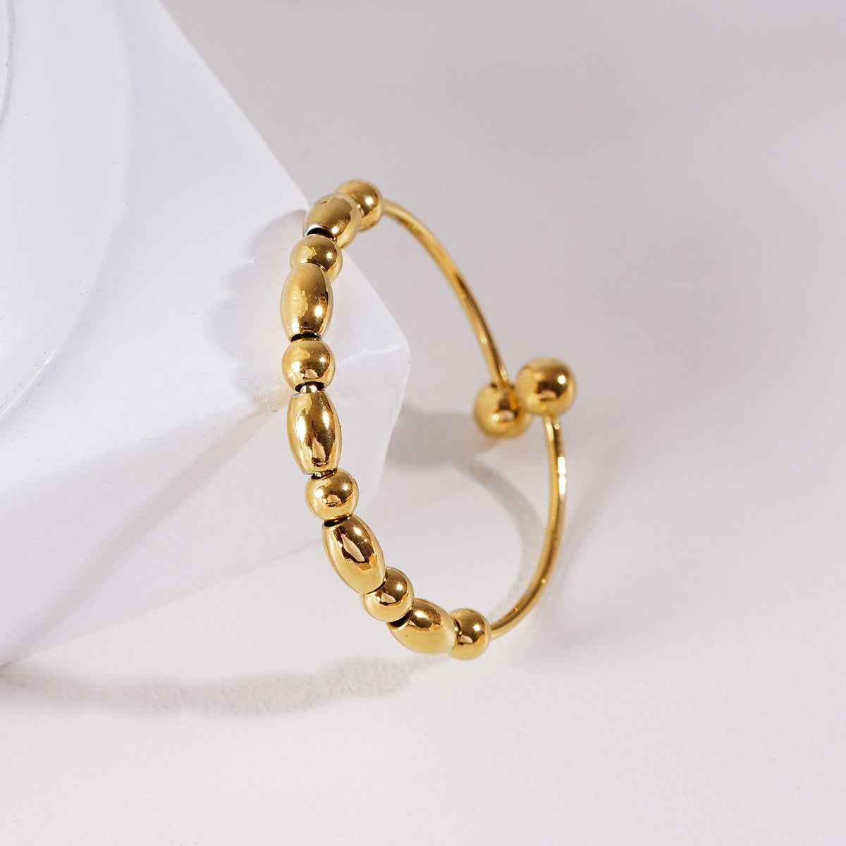 BERNILA: Contemporary Round & Oval Beaded Ring
