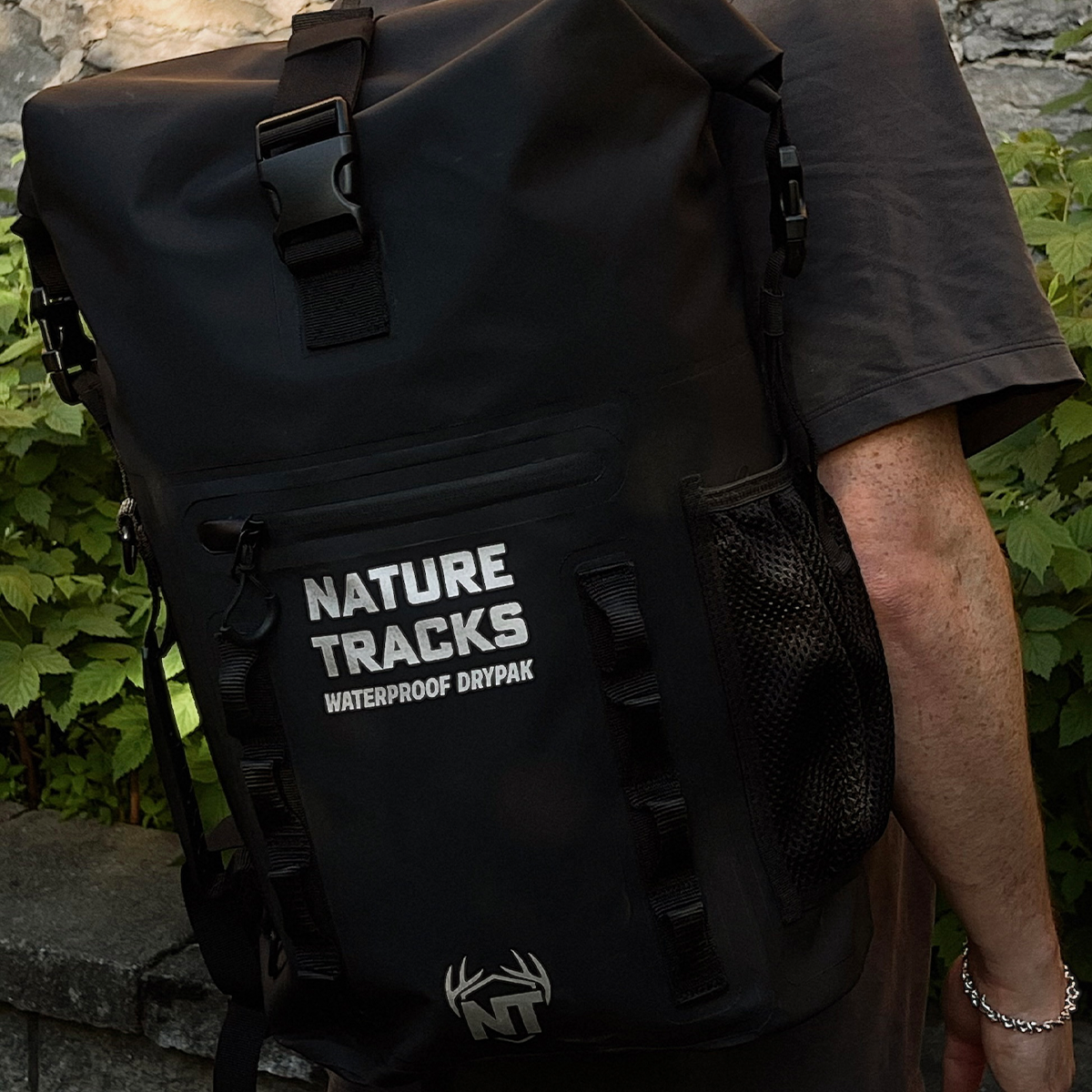 PEAK SERIES - ベースキャンプ ドライパック バックパック 35L