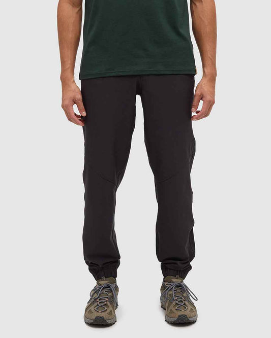 Rainier Jogger