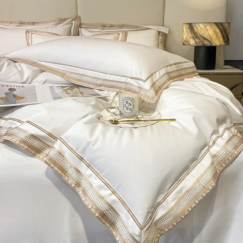 Bettwäsche-Set „Royal Retreat“ mit goldener Stickerei, 1000 TC – Weiß