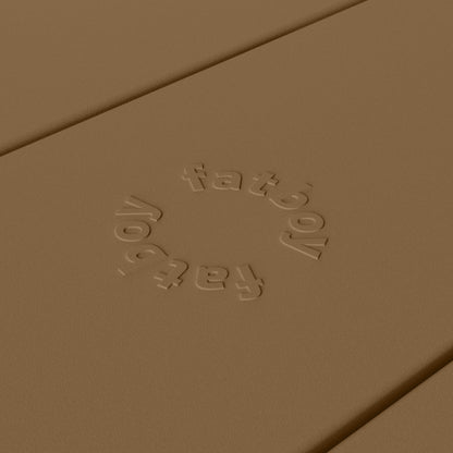 Freds Tisch<br> 6 bis 8 Plätze