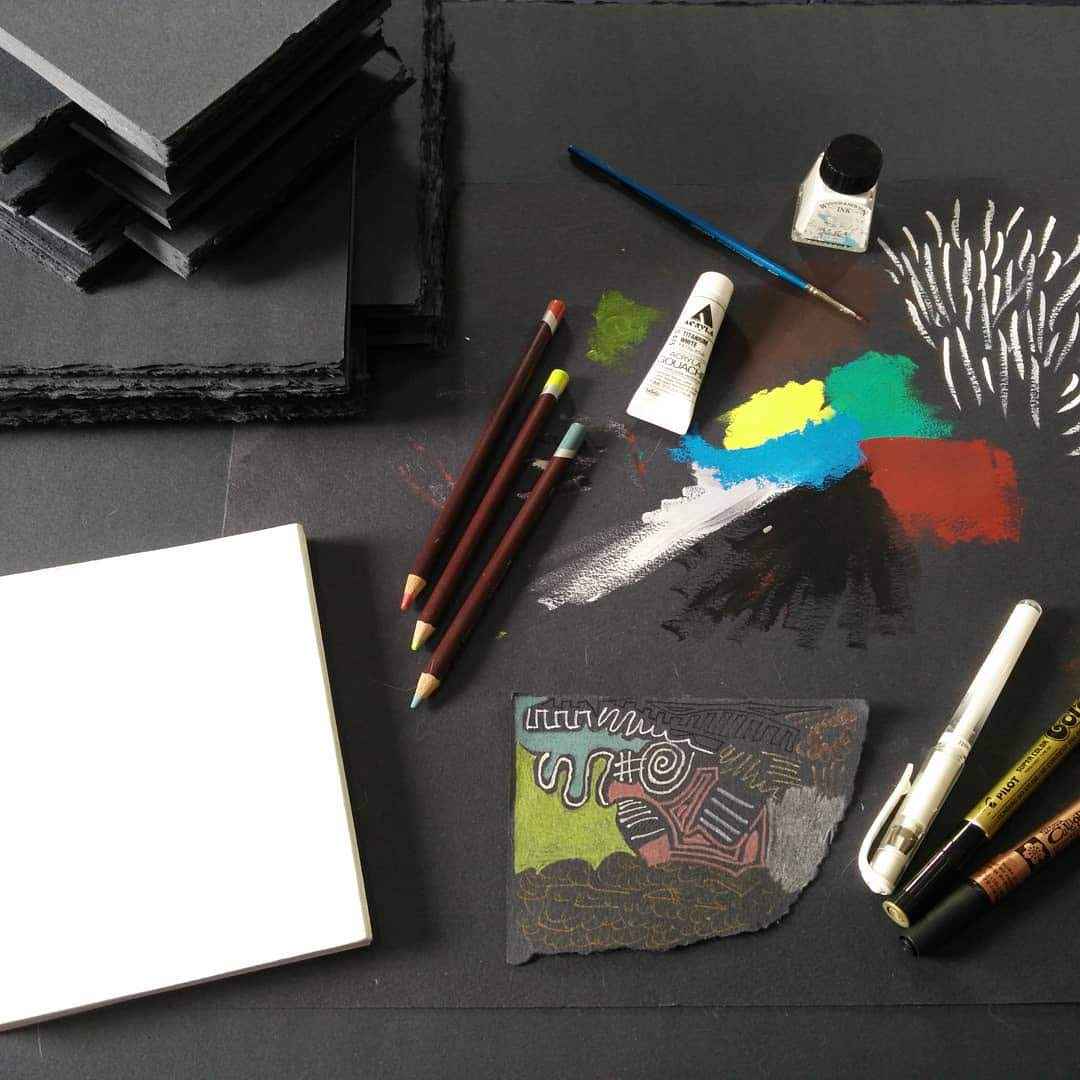 Large | The Black Paper Sketchbook