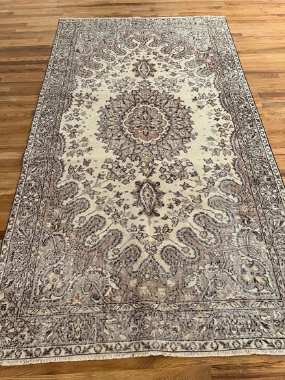 Vintage Turkish Oushak Rug | 9’ 4” x 5’ 5”