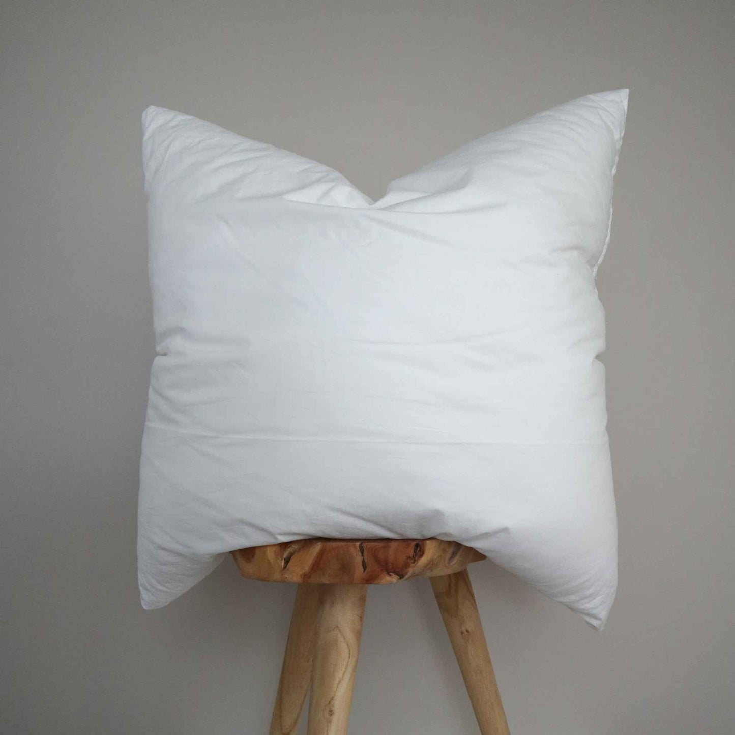 FAUX DOWN CUSHION INSERT FOR 18" X 18"