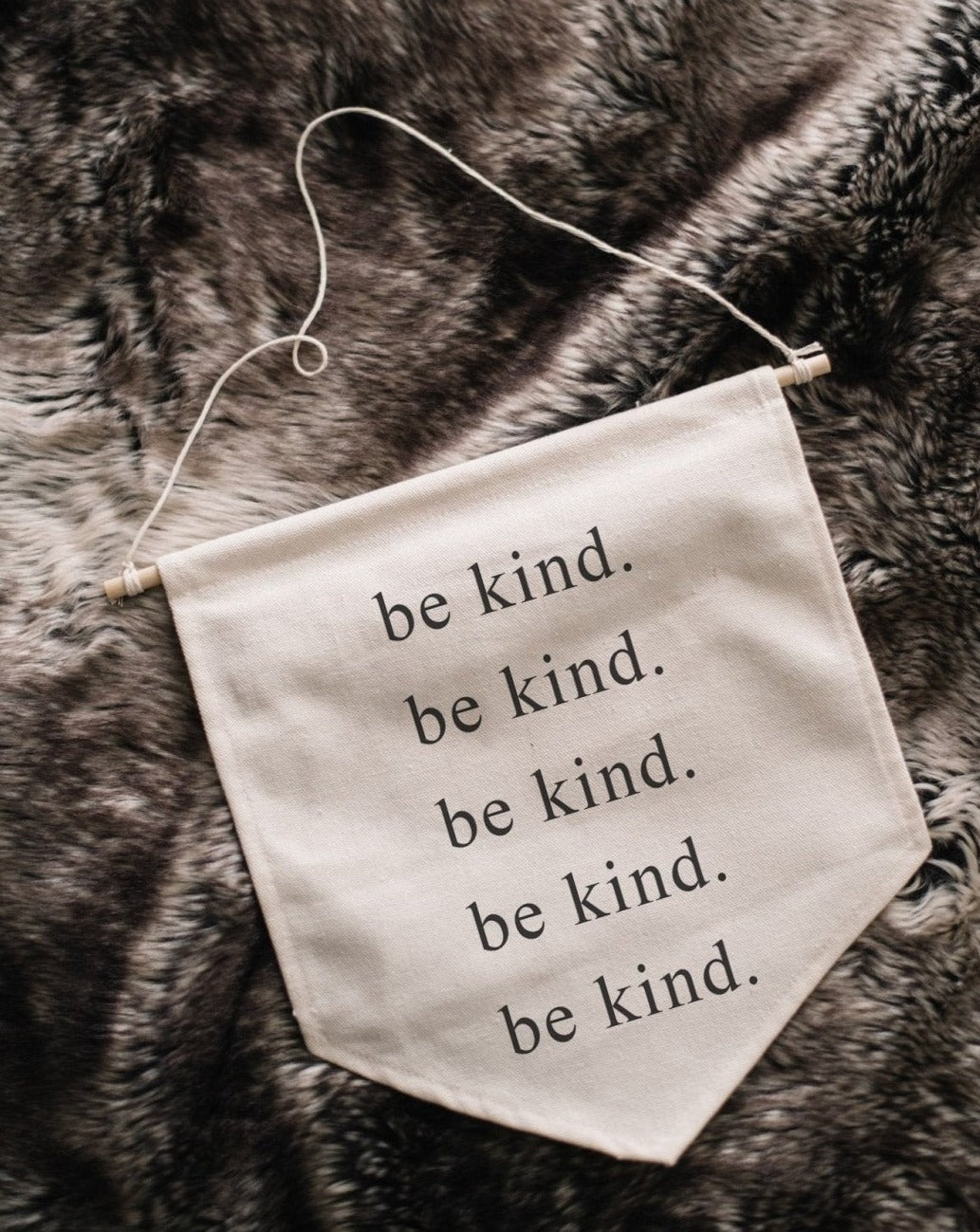 be kind キャンバスバナー