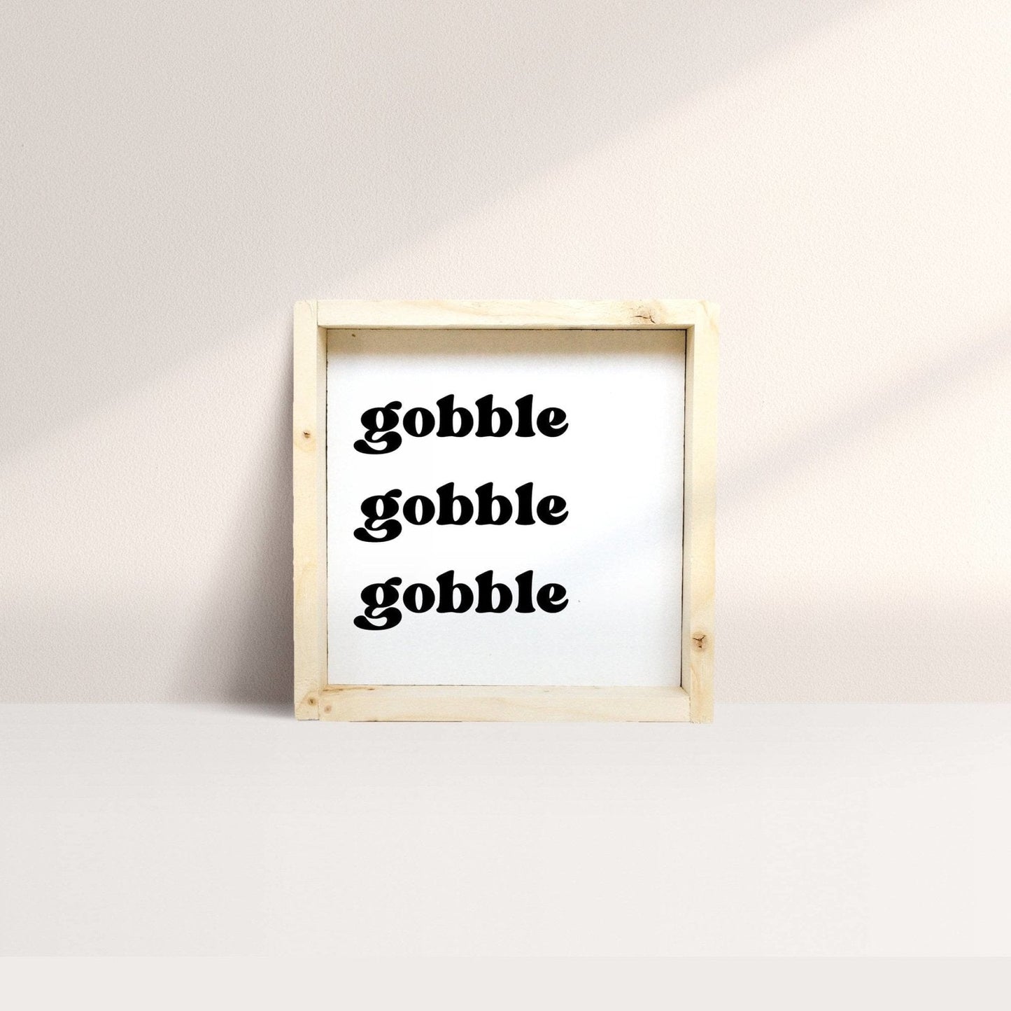 GOBBLE GOBBLE GOBBLE 木製看板