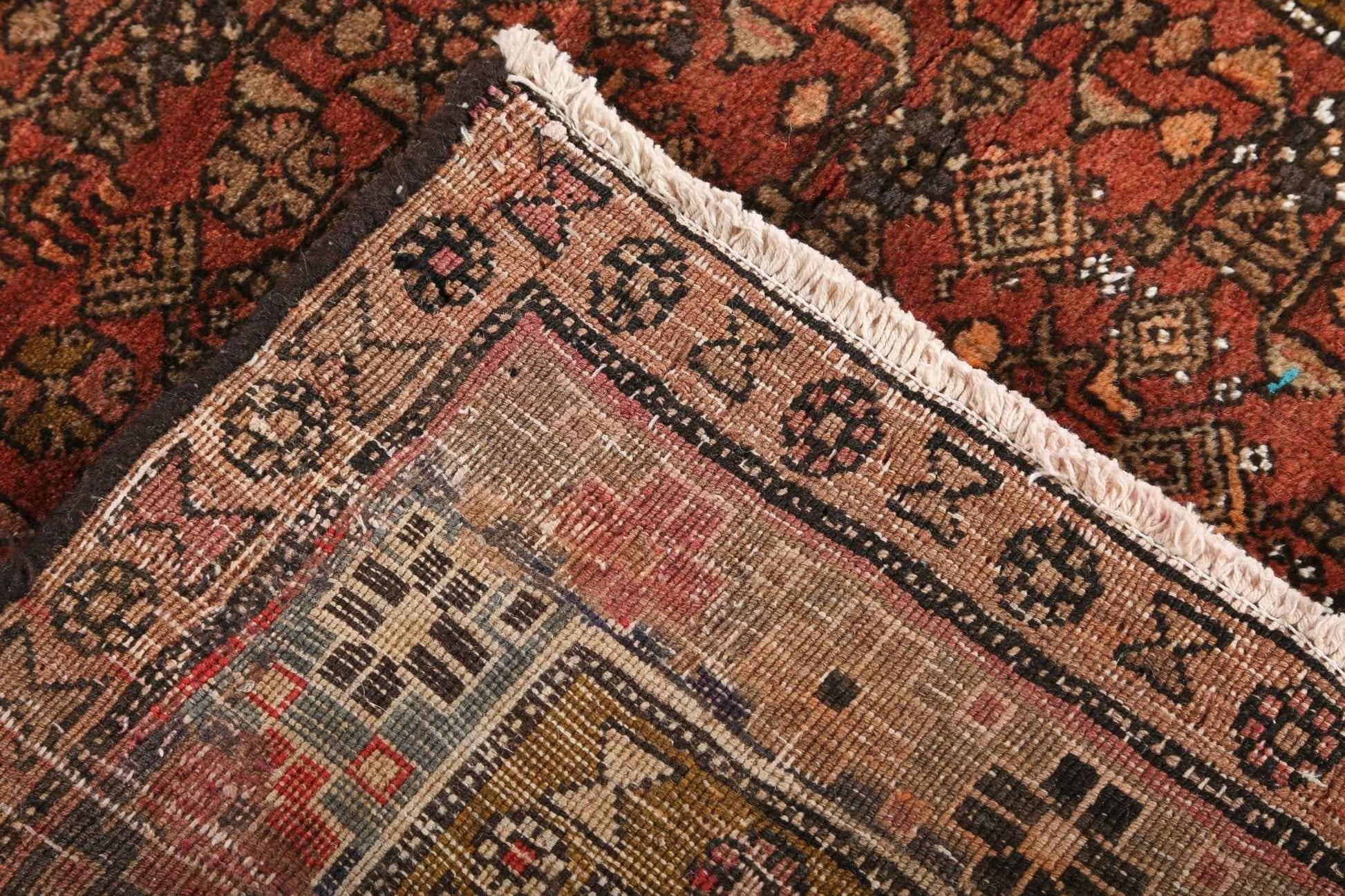 Persian Bidjar Rug | 4' 2" x 5' 9"