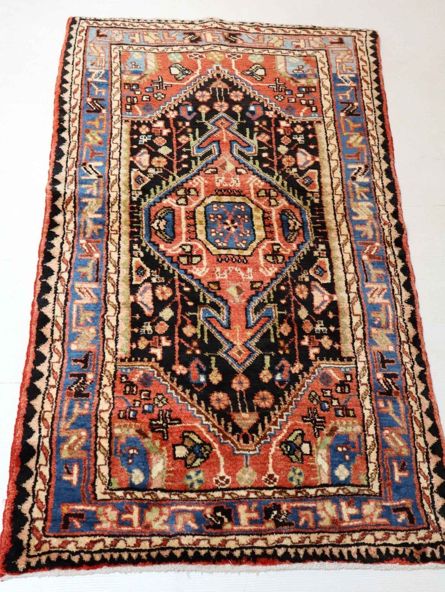 Persian Hamadan Rug | 2' 10” x 4' 11"