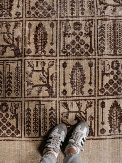 Persian Tabriz Rug | 5' 11” x 8' 10"